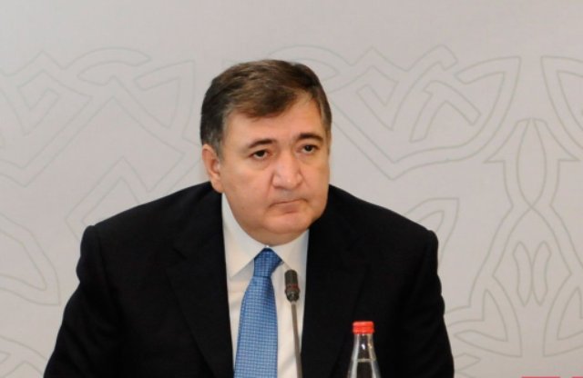 Nazir vətəndaşları qəbul edəcək